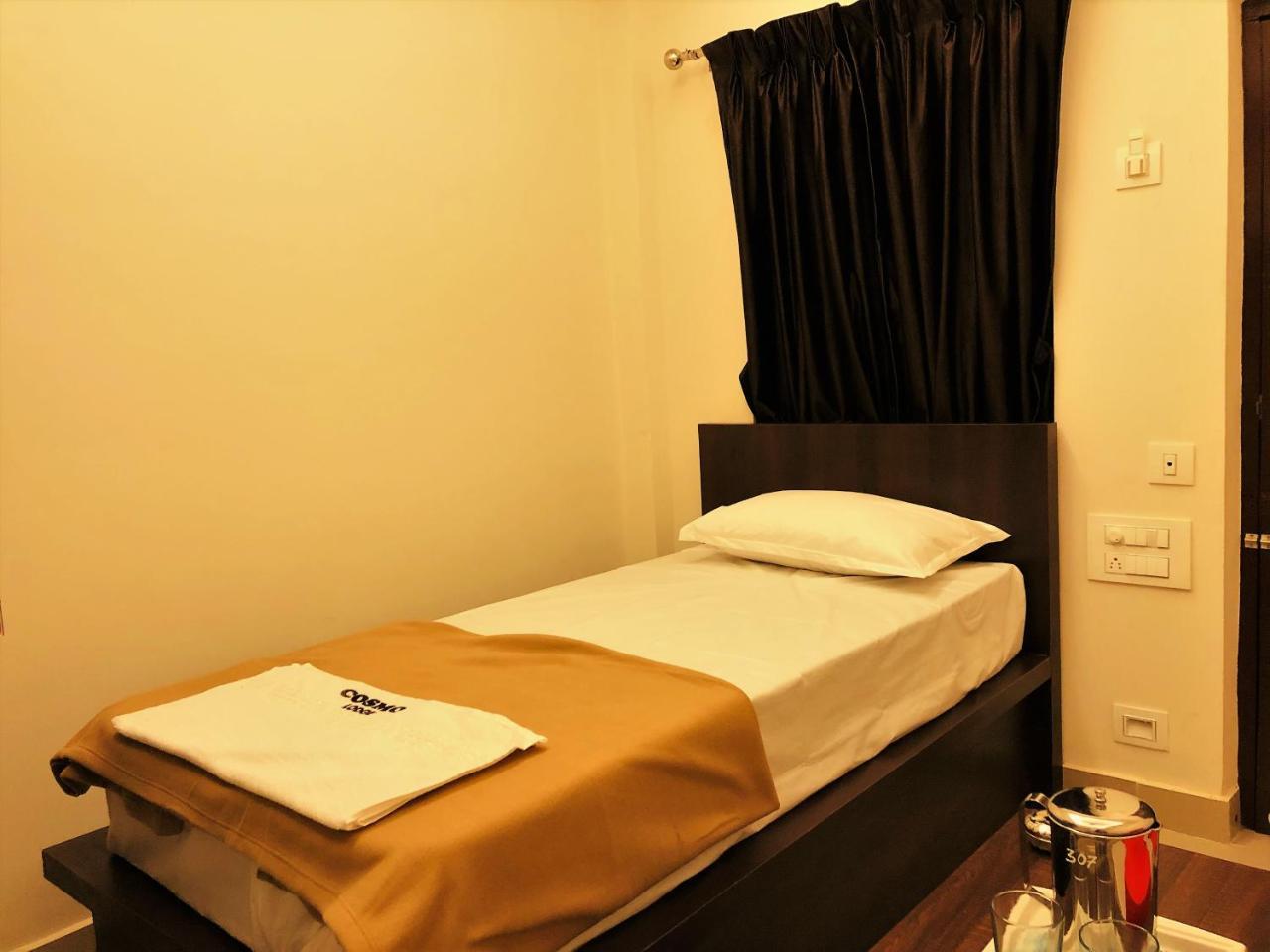 Cosmo Lodge Mangalore Bagian luar foto