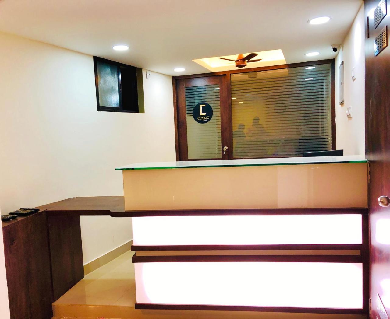 Cosmo Lodge Mangalore Bagian luar foto