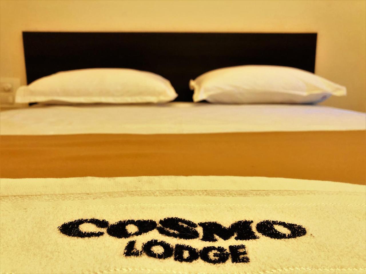 Cosmo Lodge Mangalore Bagian luar foto
