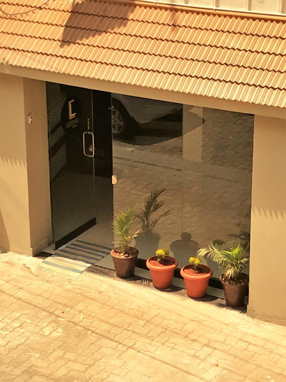 Cosmo Lodge Mangalore Bagian luar foto