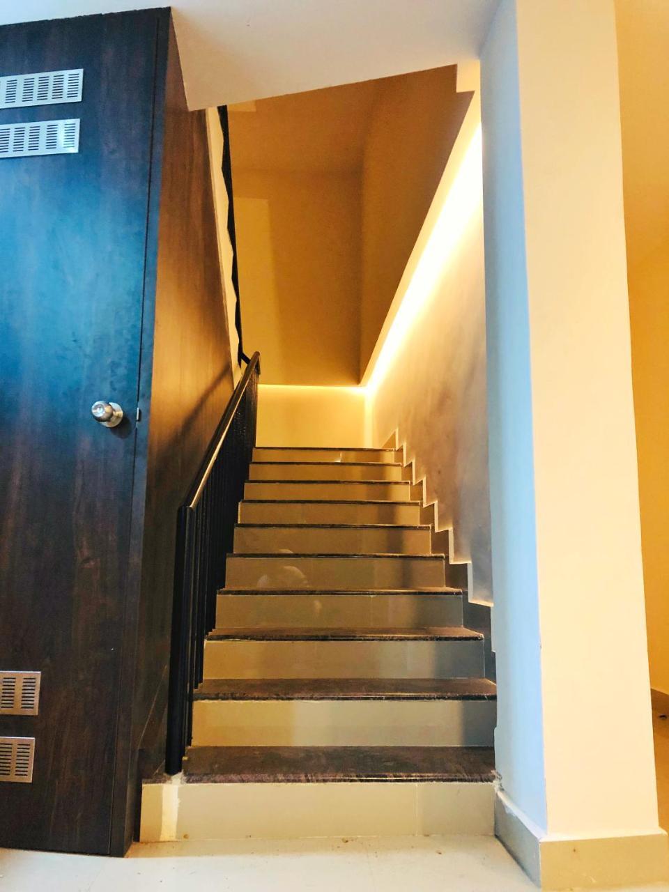 Cosmo Lodge Mangalore Bagian luar foto